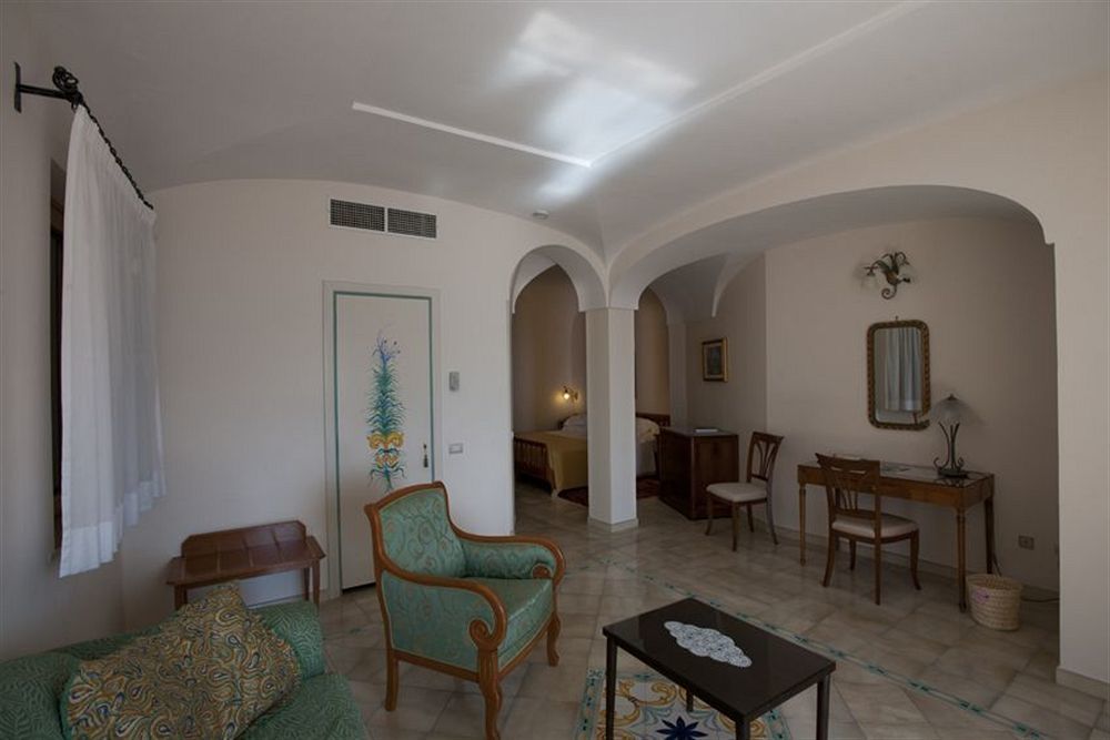 Hotel Rufolo Ravello Exteriör bild