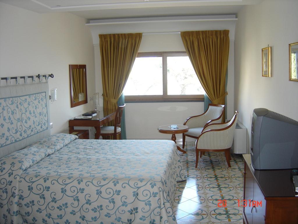 Hotel Rufolo Ravello Exteriör bild